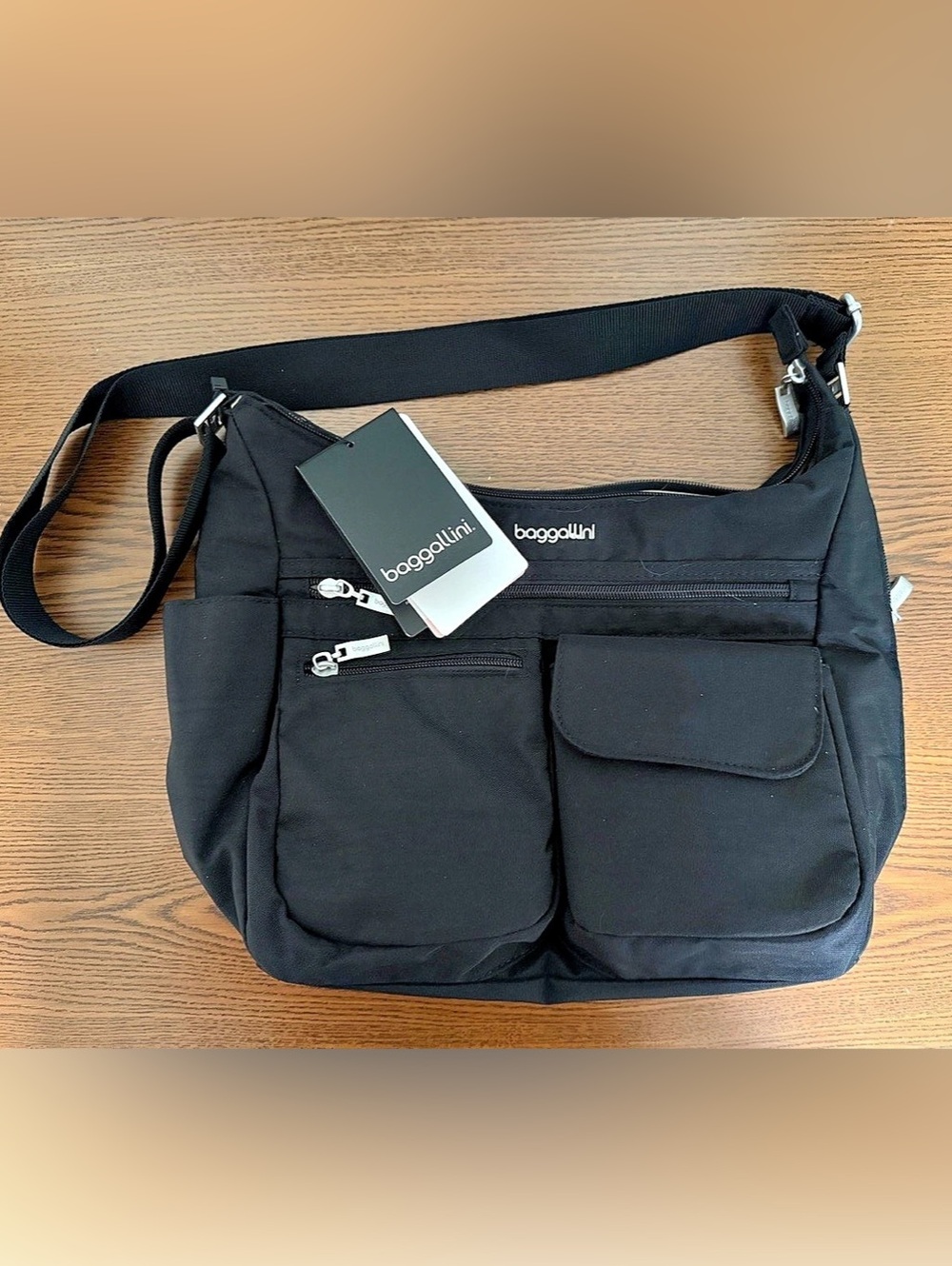 Baggallini Everywhere Bagg Black Handbag with RFID NWT